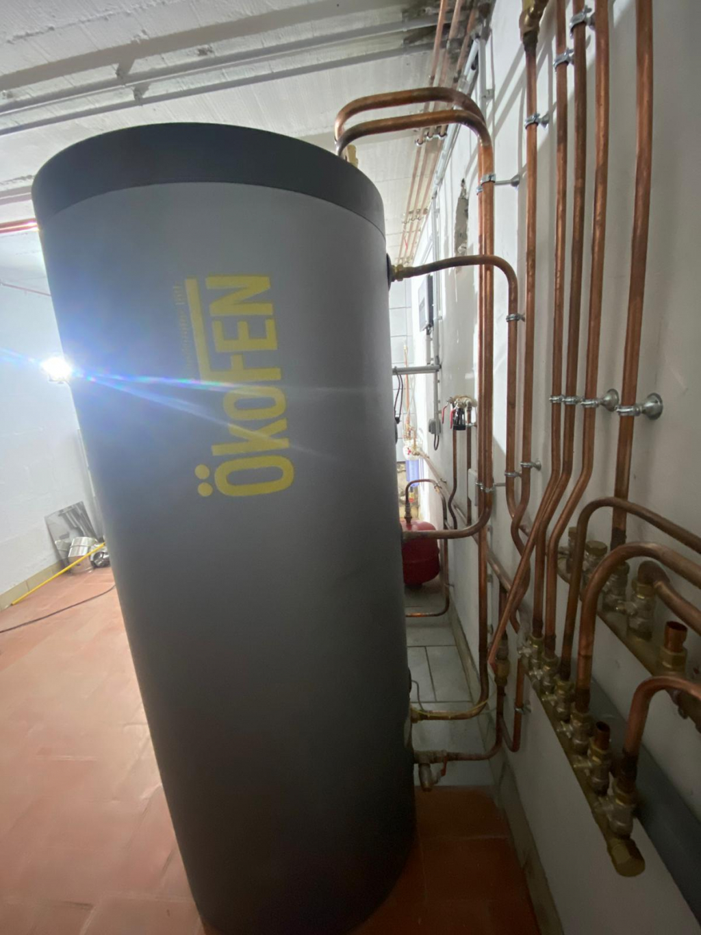 Installation d'une chaudière à granulés EASYPELL en remplacement d'une vieille chaudière gaz - ENTREPRISE RGE- QUALIBOIS