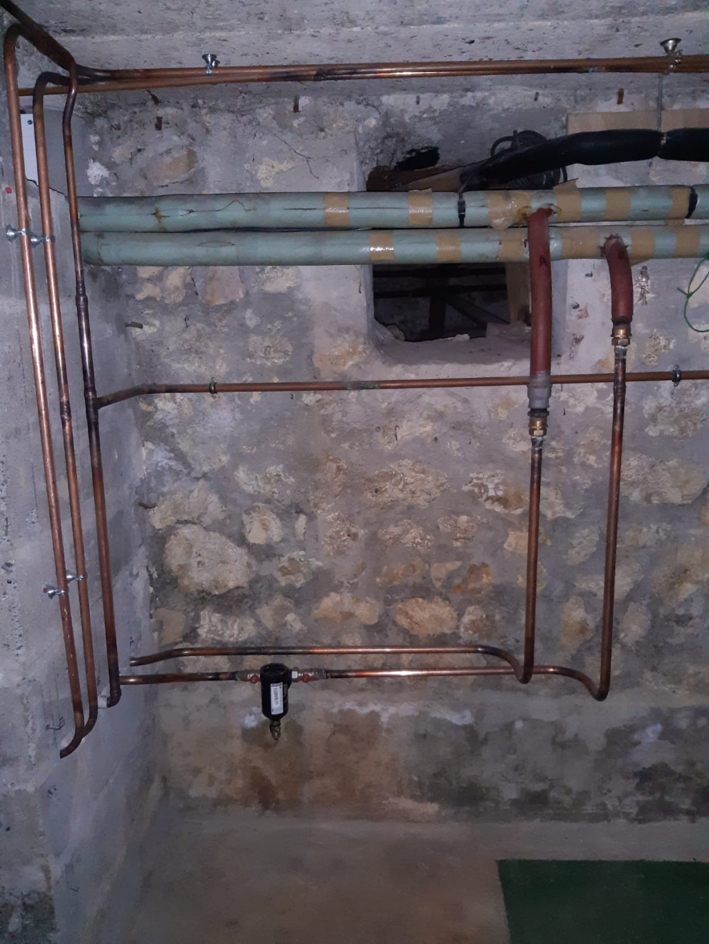 ENTREPRISE RGE - QUALIGAZ - REMPLACEMENT D'UNE CHAUDIERE GAZ NON CONDENSATION PAR UNE CHAUDIERE GAZ NATUREL CONDENSATION VIESSMANN