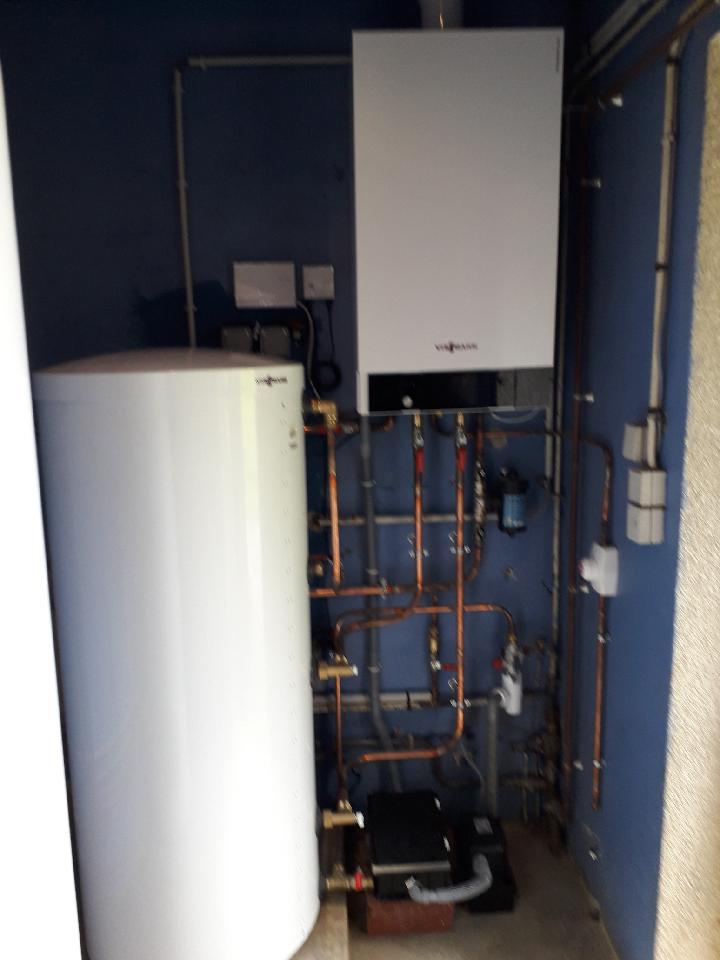 Installation d'une chaudière murale gaz VIESMMANN 26 kW